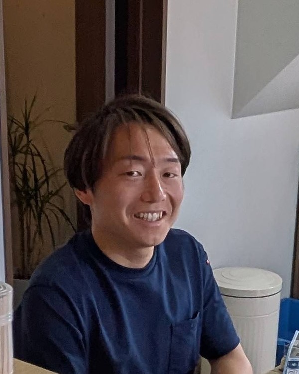 出口 史弥
